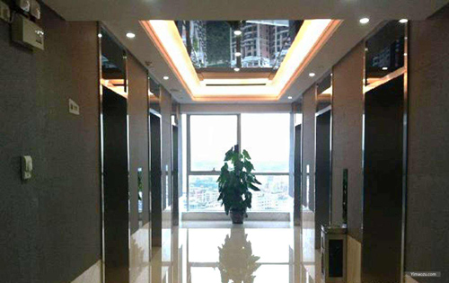 天银大厦电梯